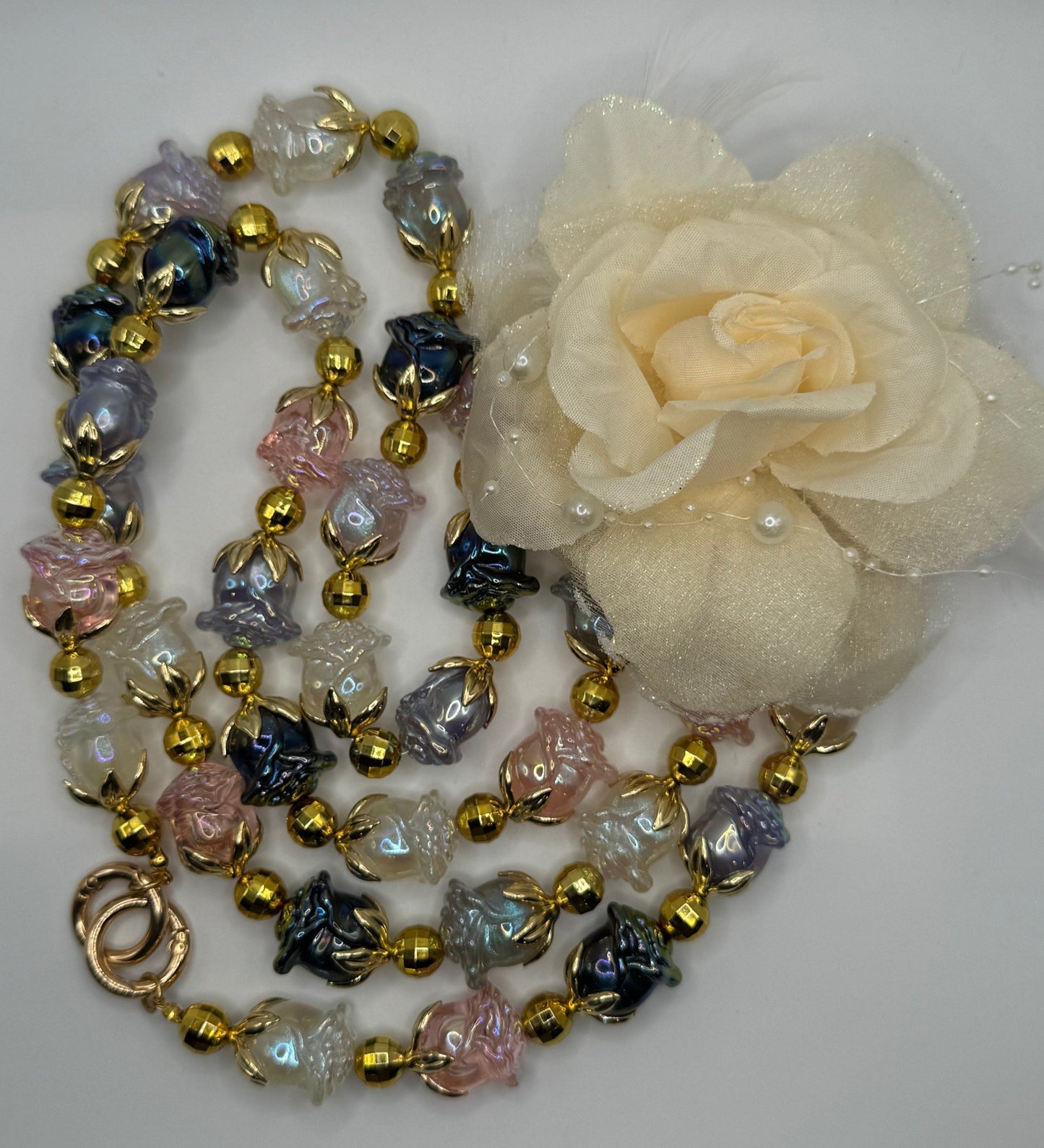 Customized crossbody chains