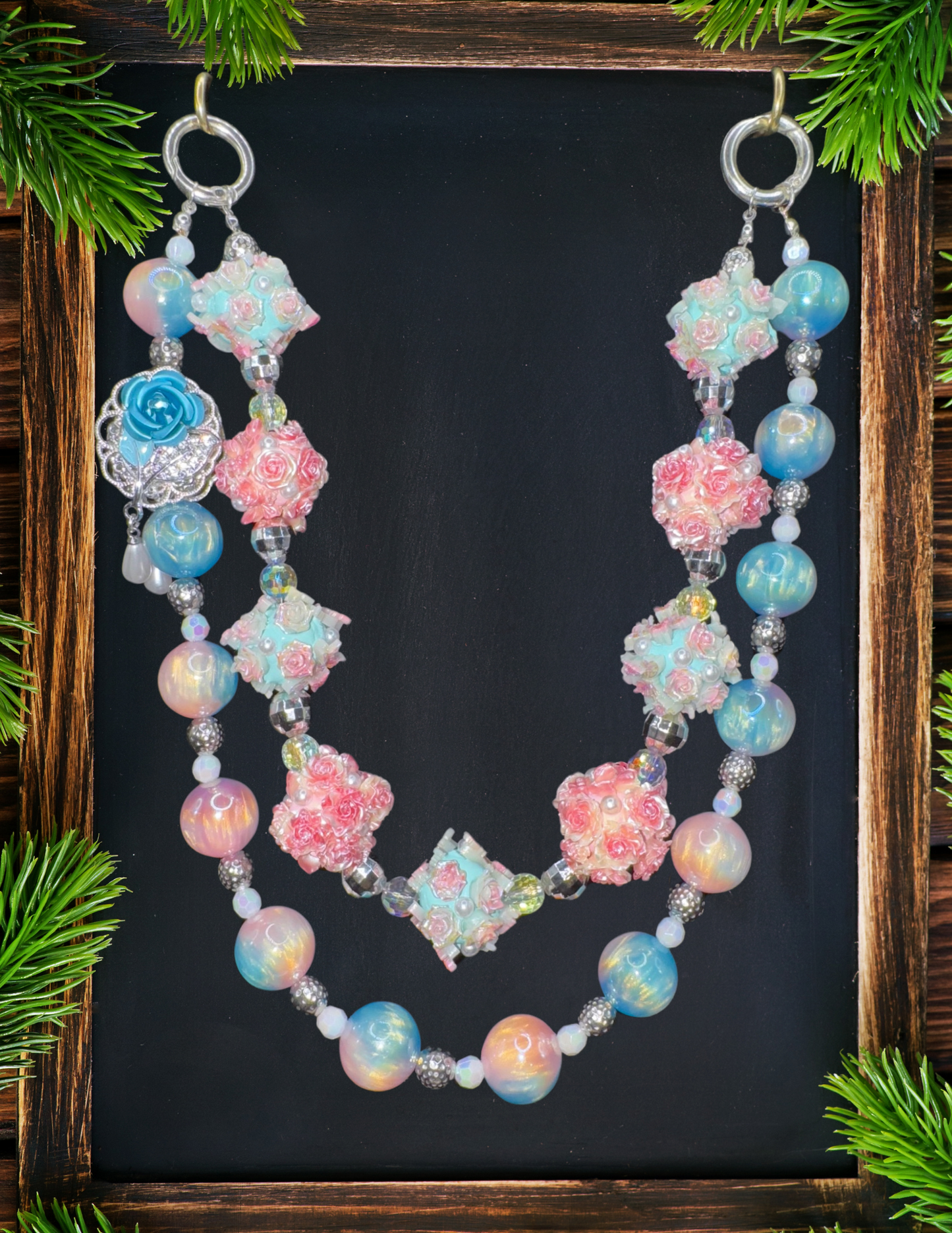 Cotton candy layered chain