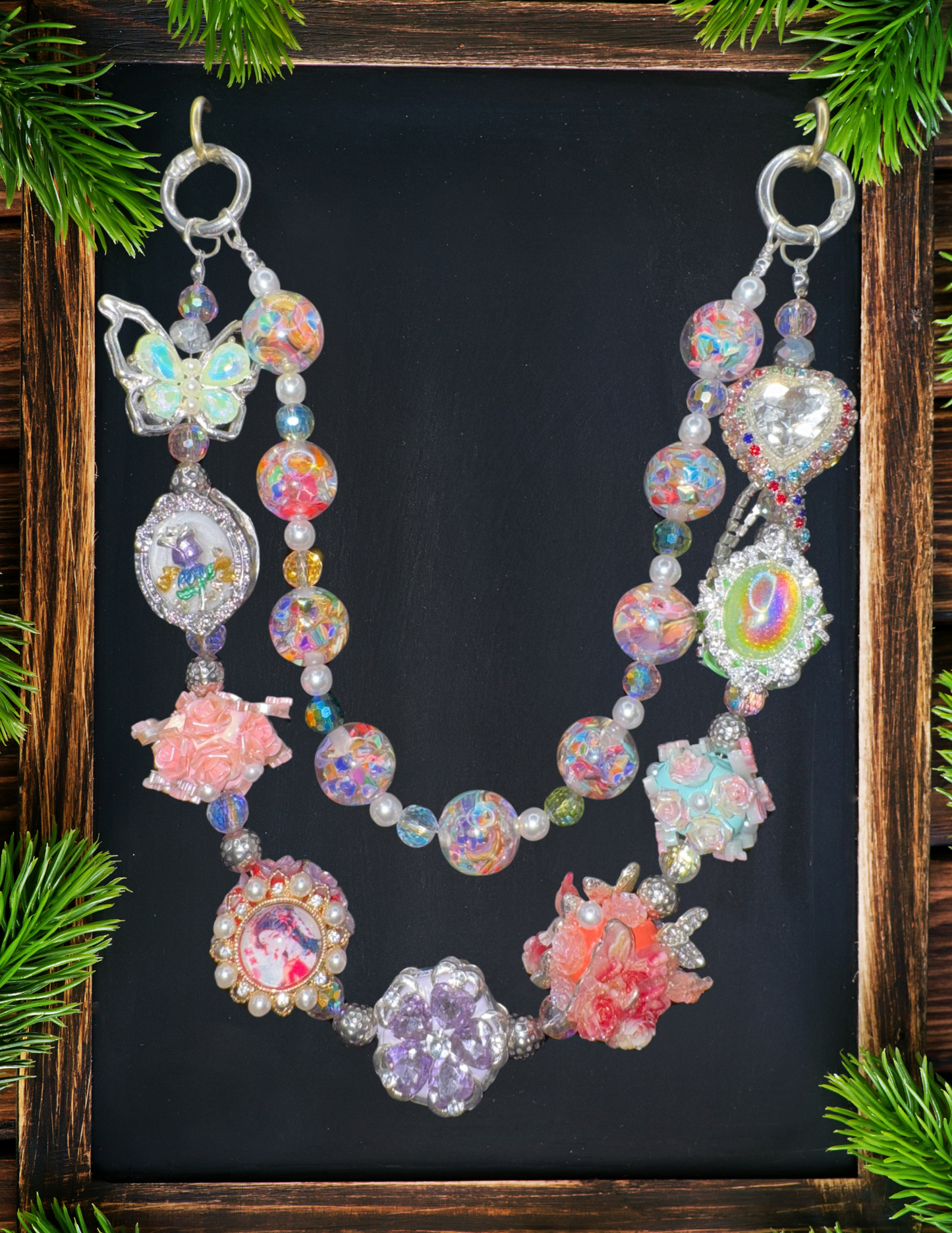 Colorful layered chain